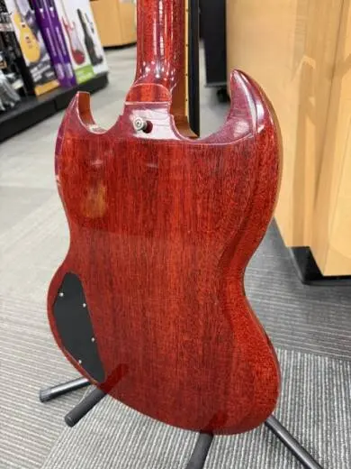 GIBSON 61 SG STD MAESTRO CHERRY LIGHT AGED 2